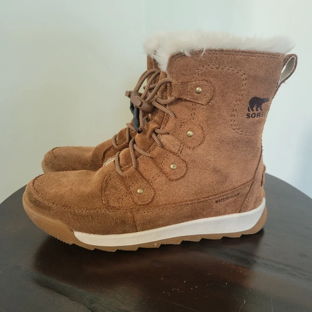 Sorel Whitney II Joan lace waterproof boot  velvet tan  chalk size 3